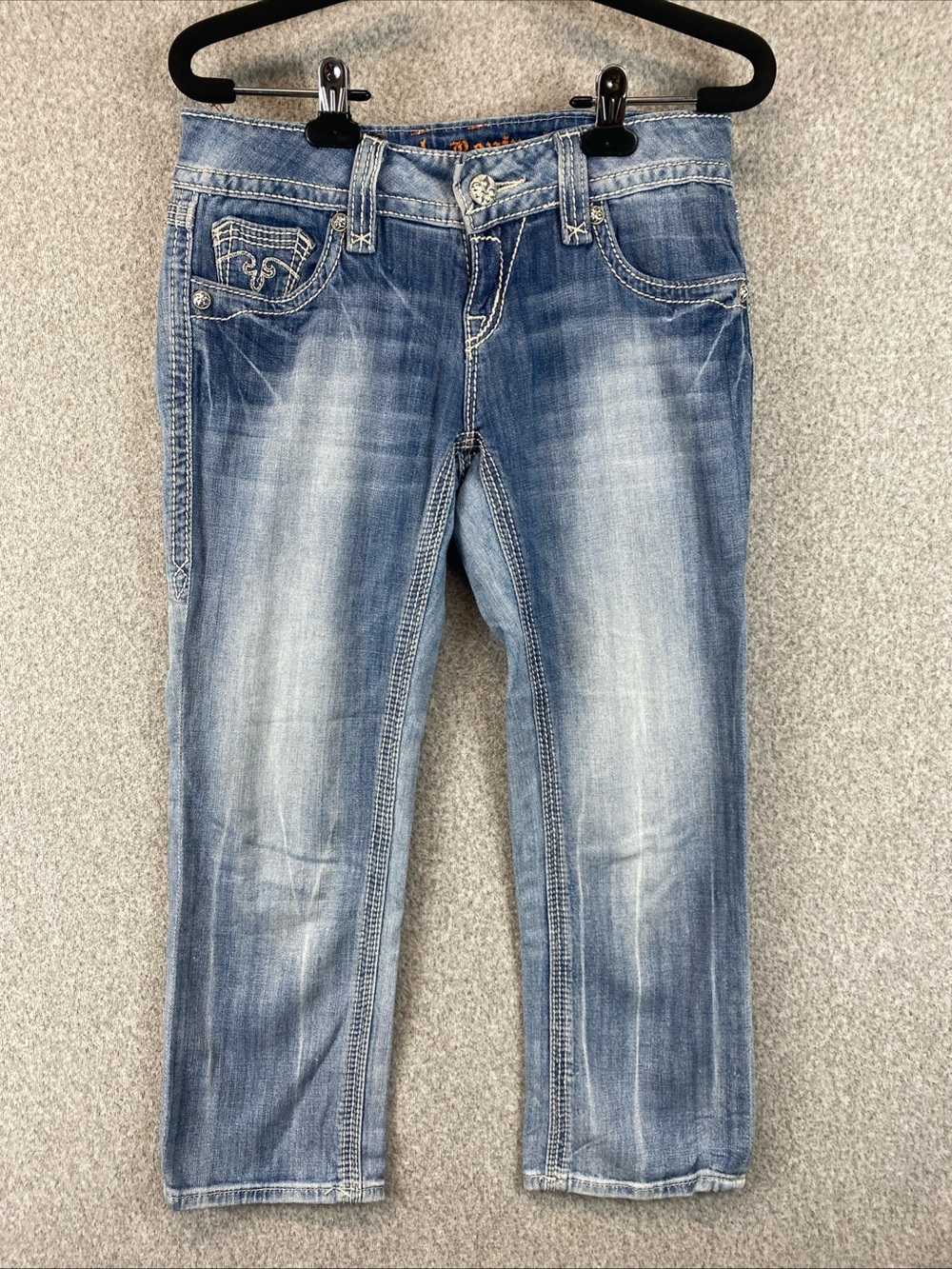 ROCK REVIVAL Alanis Capri Low Rise Jeans Size 26 Beach Western Cropped